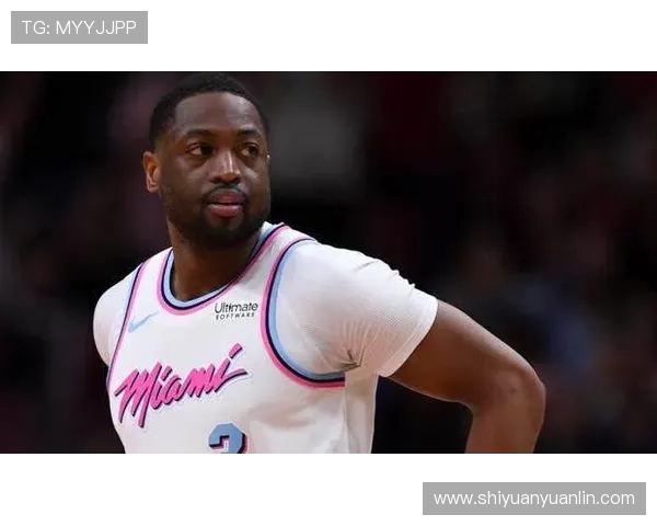 KD称赞小贾逐渐适应球队角色过去一个月表现出色为球队贡献良多