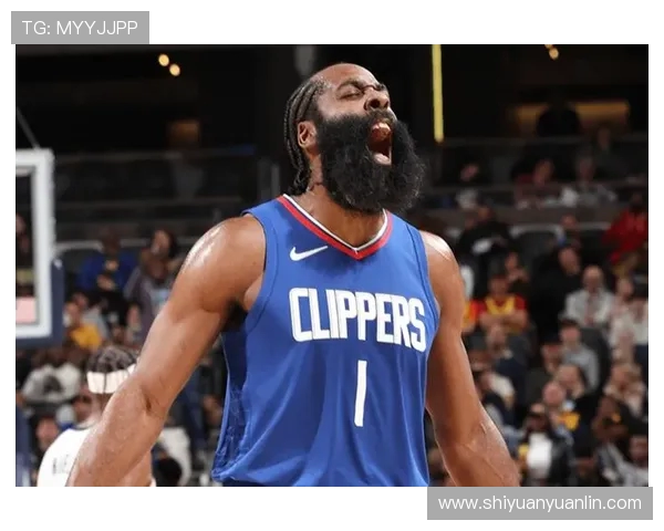 哈登分享激活队友的秘诀强调谦逊与专注于自身优势